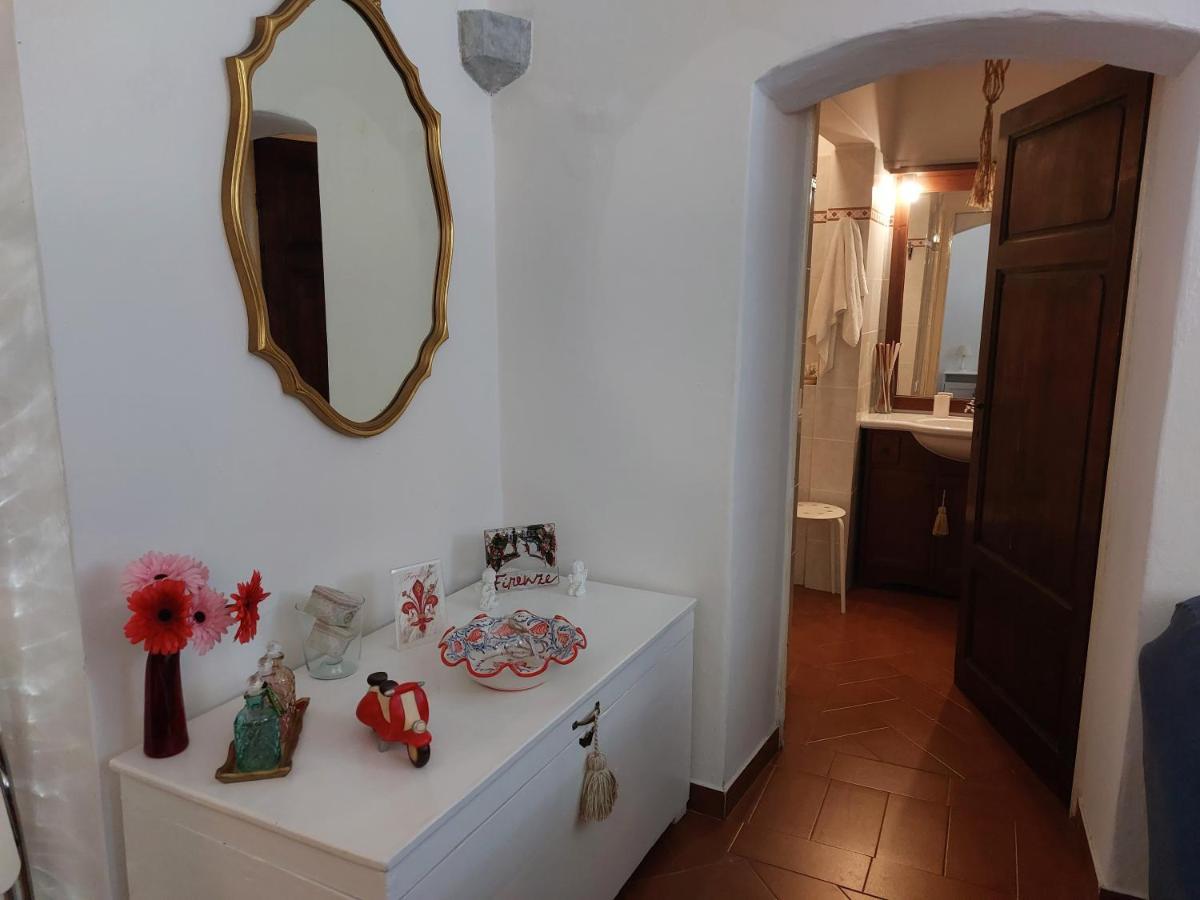 La Piccola Oasi Con Parcheggio Apartamento Florença Exterior foto