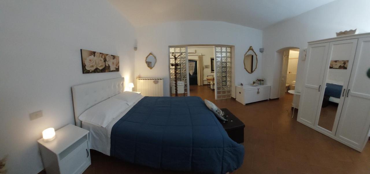 La Piccola Oasi Con Parcheggio Apartamento Florença Exterior foto