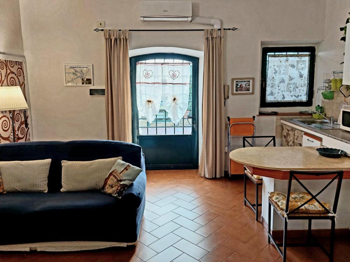 La Piccola Oasi Con Parcheggio Apartamento Florença Exterior foto